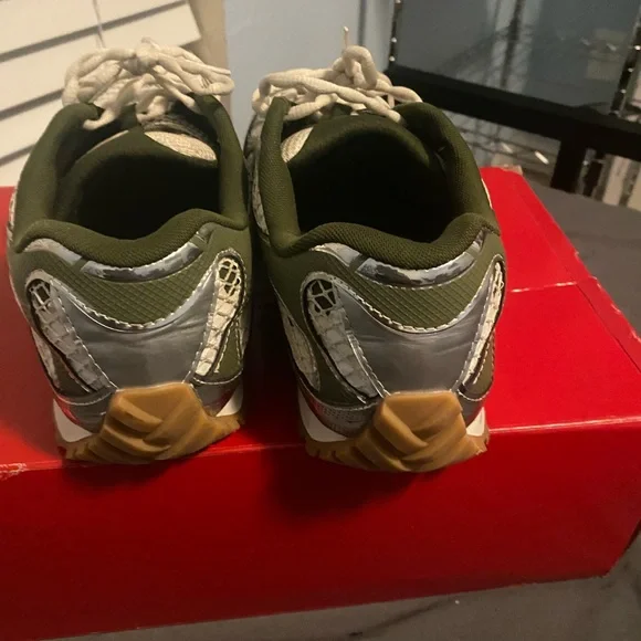 Bottega Veneta Green and Silver Athletic Shoes